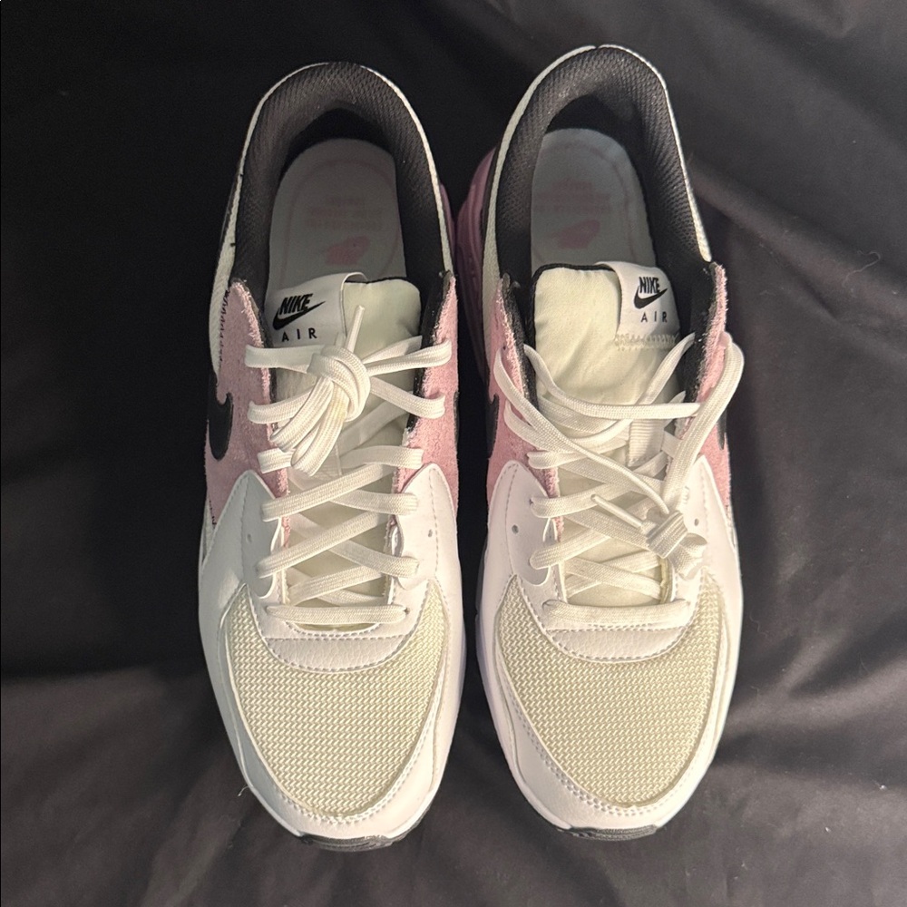 New Nike Women's Sneakers - White and Pink